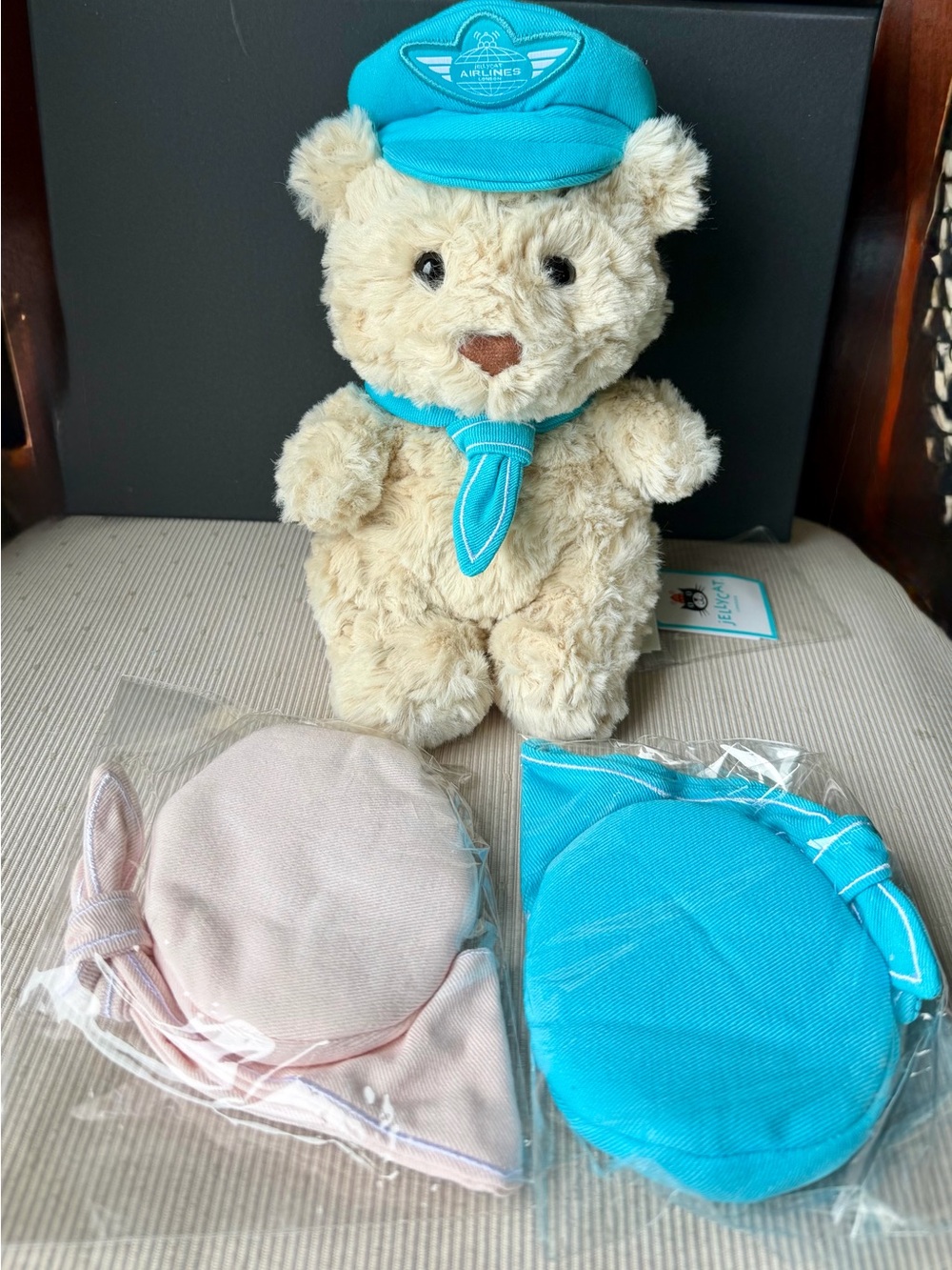 🧑‍✈️🧢𝐉𝐞𝐥𝐥𝐲𝐜𝐚𝐭 𝐁𝐚𝐫𝐭𝐡𝐨𝐥𝐨𝐦𝐞𝐰 𝐁𝐞𝐚𝐫 𝐉𝐮𝐧𝐢𝐨𝐫 𝐏𝐢𝐥𝐨𝐭 𝐂𝐨𝐬𝐭𝐮𝐦𝐞🧑‍✈️🧢